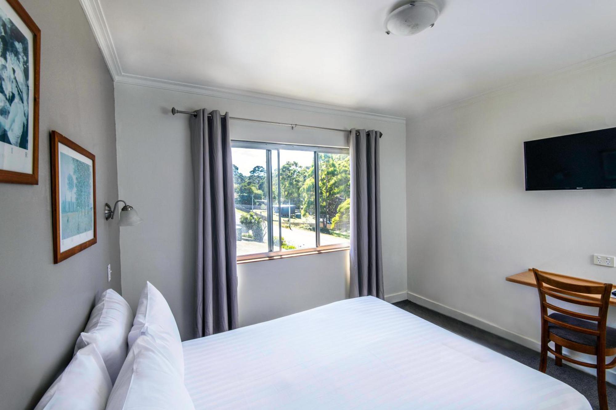 Lufra Beachside Hotel Eaglehawk Neck Exteriör bild
