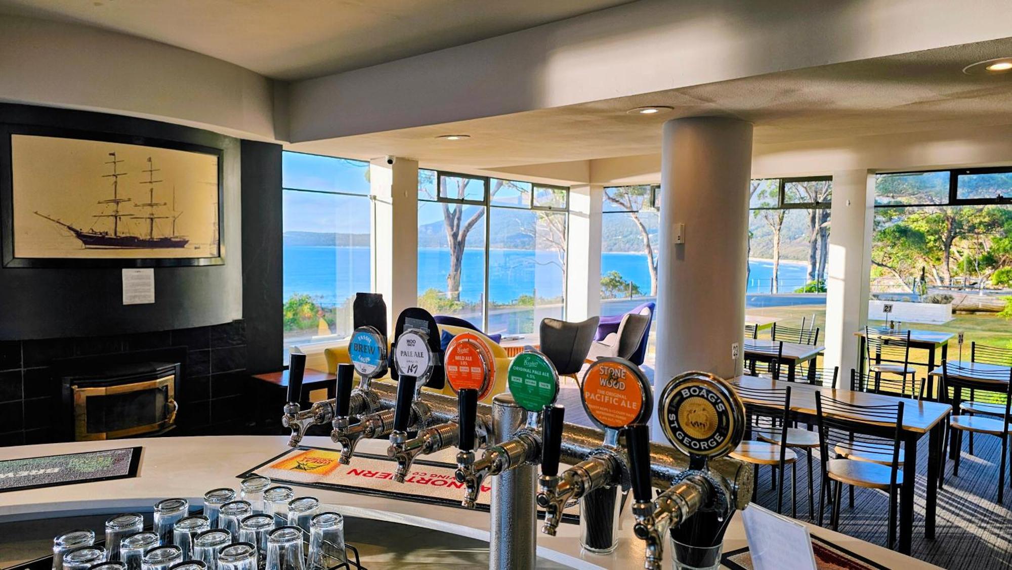 Lufra Beachside Hotel Eaglehawk Neck Exteriör bild